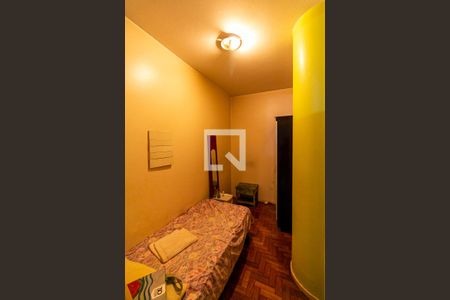 Apartamento à venda com 210m², 4 quartos e 1 vaga Apartamento à venda com 210m², 4 quartos e 1 vagaQuarto de Serviço