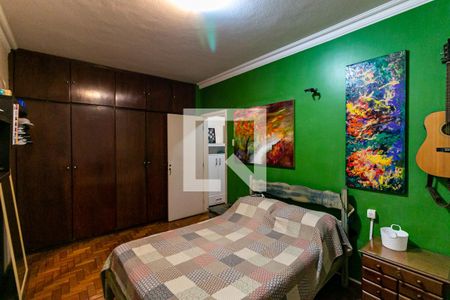 Apartamento à venda com 210m², 4 quartos e 1 vaga Apartamento à venda com 210m², 4 quartos e 1 vagaQuarto 2