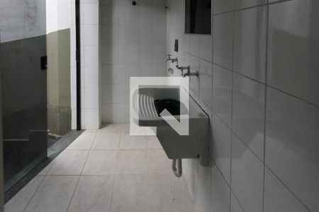 Casa à venda com 214m², 3 quartos e 5 vagas Casa à venda com 214m², 3 quartos e 5 vagasÁrea de Serviço