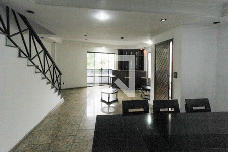 Sala de casa à venda com 3 quartos, 214m² em Vila Prudente, São Paulo