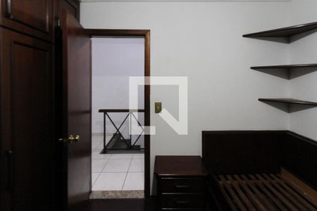 Casa à venda com 214m², 3 quartos e 5 vagas Casa à venda com 214m², 3 quartos e 5 vagasQuarto 02