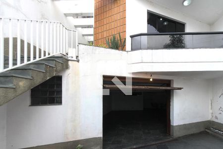 Casa à venda com 214m², 3 quartos e 5 vagas Casa à venda com 214m², 3 quartos e 5 vagasGaragem