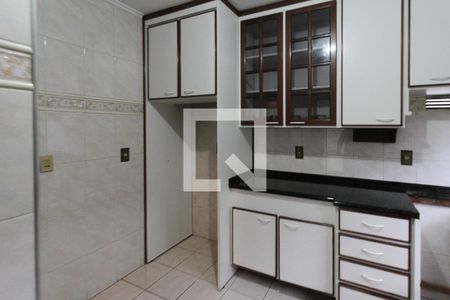 Casa à venda com 214m², 3 quartos e 5 vagas Casa à venda com 214m², 3 quartos e 5 vagasCozinha