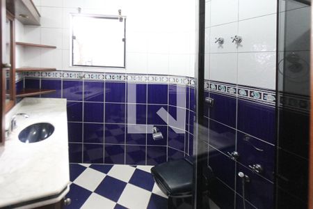 Casa à venda com 214m², 3 quartos e 5 vagas Casa à venda com 214m², 3 quartos e 5 vagasBanheiro Social