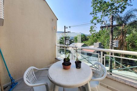 Studio à venda com 38m², 1 quarto e 1 vaga Studio à venda com 38m², 1 quarto e 1 vagaVaranda do quarto