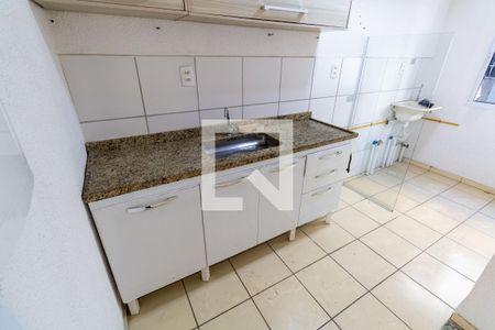 Apartamento para alugar com 50m², 2 quartos e 1 vaga Apartamento para alugar com 50m², 2 quartos e 1 vagaCozinha e Área de Serviço