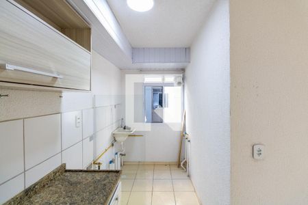 Apartamento para alugar com 50m², 2 quartos e 1 vaga Apartamento para alugar com 50m², 2 quartos e 1 vagaCozinha e Área de Serviço