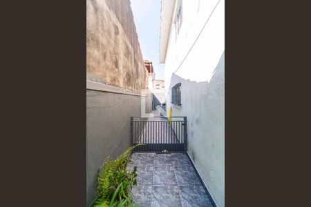 Casa à venda com 150m², 3 quartos e 4 vagas Casa à venda com 150m², 3 quartos e 4 vagasCorredor Externo