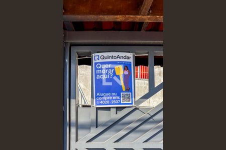 Casa à venda com 150m², 3 quartos e 4 vagas Casa à venda com 150m², 3 quartos e 4 vagasPlaca Banner Instalada na Fachada