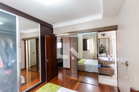 Apartamento à venda com 105m², 3 quartos e 2 vagasSuíte