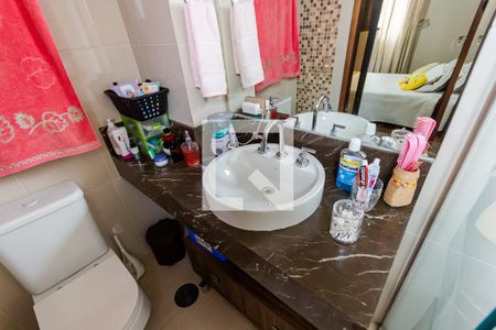 Apartamento à venda com 105m², 3 quartos e 2 vagasBanheiro da Suíte