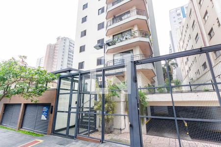 Apartamento à venda com 105m², 3 quartos e 2 vagasFachada