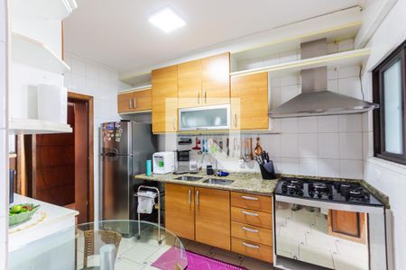 Apartamento à venda com 105m², 3 quartos e 2 vagasCozinha