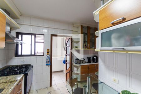 Apartamento à venda com 105m², 3 quartos e 2 vagasCozinha