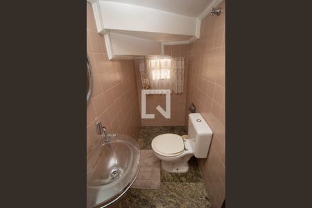 Casa à venda com 197m², 3 quartos e 4 vagasLavabo