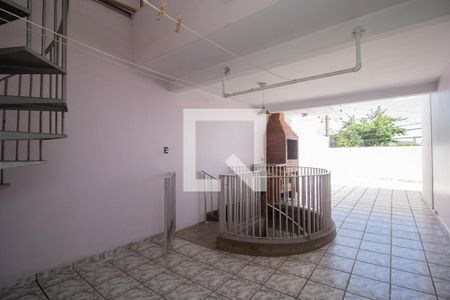 Casa à venda com 197m², 3 quartos e 4 vagasQuintal