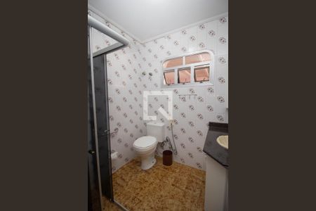 Casa à venda com 197m², 3 quartos e 4 vagasBanheiro Social