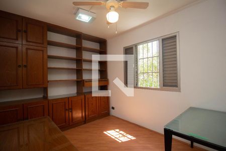 Casa à venda com 197m², 3 quartos e 4 vagasQuarto 3