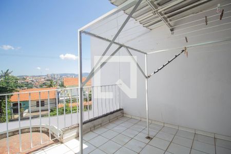 Casa à venda com 197m², 3 quartos e 4 vagasTerraço