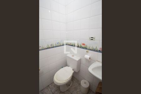 Casa à venda com 197m², 3 quartos e 4 vagasBanheiro da Garagem