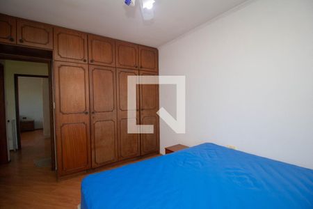Casa à venda com 197m², 3 quartos e 4 vagasQuarto 4
