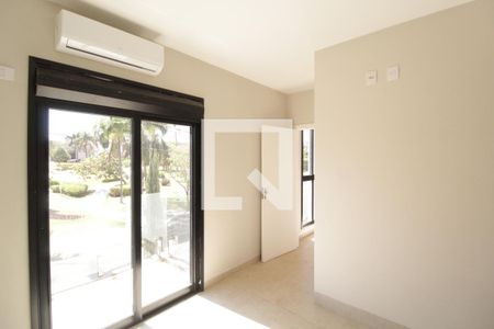 Casa de condomínio para alugar com 356m², 4 quartos e 6 vagasSuíte 4