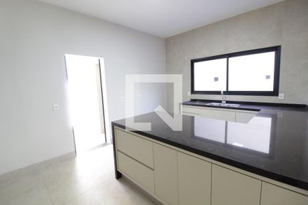 Casa de condomínio para alugar com 356m², 4 quartos e 6 vagasCozinha