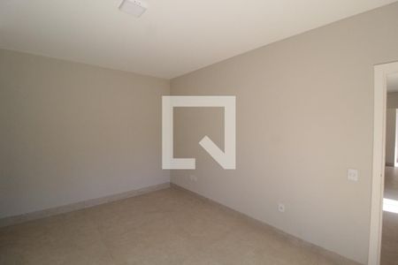 Casa de condomínio para alugar com 356m², 4 quartos e 6 vagasSuíte 2