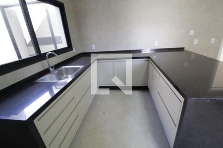 Casa de condomínio para alugar com 356m², 4 quartos e 6 vagasCozinha