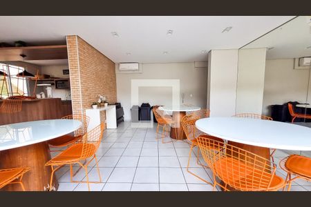 Apartamento para alugar com 44m², 2 quartos e 1 vaga Apartamento para alugar com 44m², 2 quartos e 1 vagaÁrea comum - Salão de festas