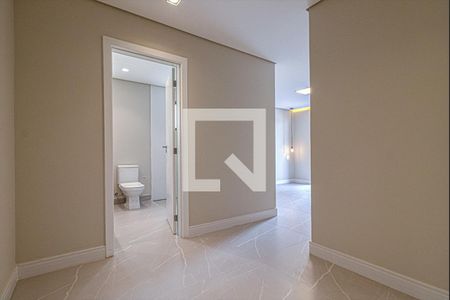 Apartamento à venda com 236m², 3 quartos e 3 vagasCloset Suíte 3