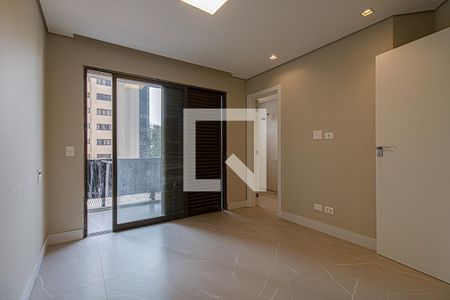 Apartamento à venda com 236m², 3 quartos e 3 vagasSuíte 2