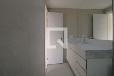 Apartamento à venda com 155m², 3 quartos e 3 vagasBanheiro suíte 2