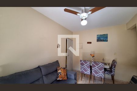 Sala de apartamento para alugar com 1 quarto, 70m² em Guilhermina, Praia Grande