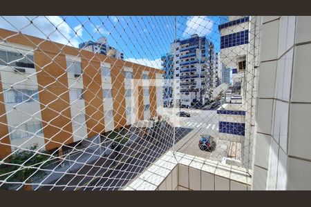 Vista da sacada da sala  de apartamento para alugar com 1 quarto, 70m² em Guilhermina, Praia Grande