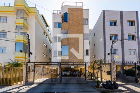 Apartamento para alugar com 85m², 3 quartos e 2 vagasFachada