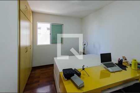 Quarto 1 de apartamento para alugar com 3 quartos, 85m² em Jardim America, Belo Horizonte