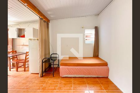 Sala/Quarto de kitnet/studio para alugar com 1 quarto, 30m² em Ingleses do Rio Vermelho, Florianópolis