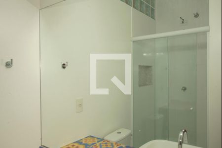 Casa à venda com 390m², 3 quartos e 2 vagasBanheiro