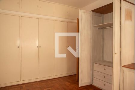 Casa à venda com 390m², 3 quartos e 2 vagasQuarto 2