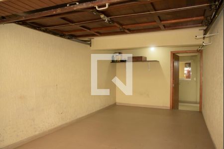 Casa à venda com 390m², 3 quartos e 2 vagasGaragem