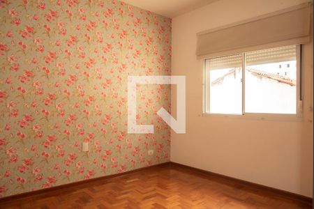 Casa à venda com 390m², 3 quartos e 2 vagasSuíte