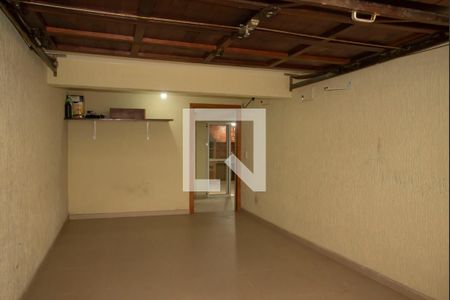 Casa à venda com 390m², 3 quartos e 2 vagasGaragem