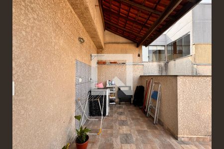 Apartamento à venda com 88m², 2 quartos e 1 vaga Apartamento à venda com 88m², 2 quartos e 1 vagaLavanderia