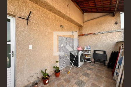 Apartamento à venda com 88m², 2 quartos e 1 vaga Apartamento à venda com 88m², 2 quartos e 1 vagaLavanderia