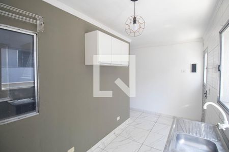 Sala/ Cozinha e Área de Serviço de apartamento para alugar com 1 quarto, 45m² em Parque Edu Chaves, São Paulo