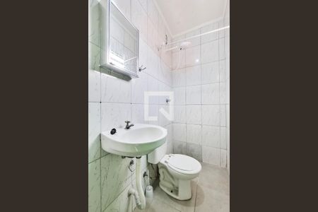 Studio para alugar com 30m², 1 quarto e 1 vaga Studio para alugar com 30m², 1 quarto e 1 vagaBanheiro