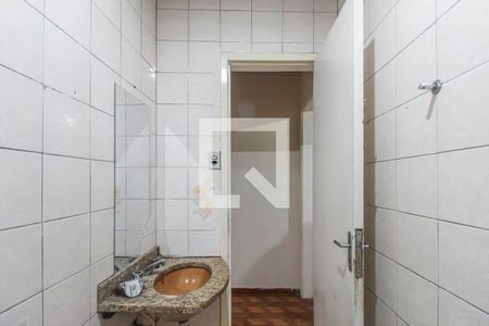 Casa à venda com 350m², 6 quartos e 3 vagas Casa à venda com 350m², 6 quartos e 3 vagasBanheiro 1