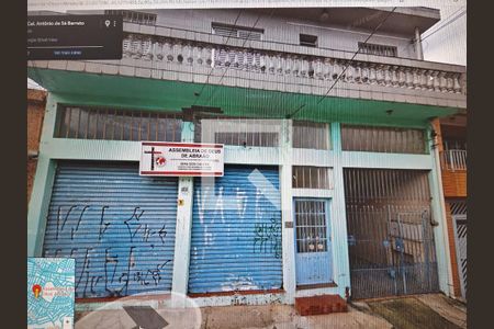 Casa à venda com 350m², 6 quartos e 3 vagas Casa à venda com 350m², 6 quartos e 3 vagasFachada