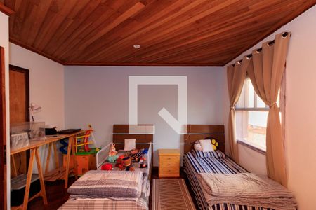 Casa à venda com 300m², 8 quartos e 5 vagasQuarto